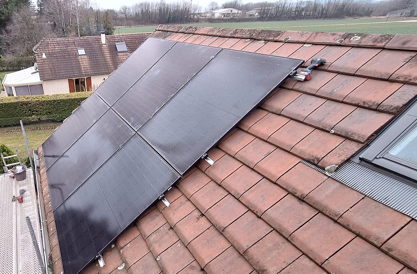 obtenez rapidement votre devis gratuit pour l'installation de panneaux solaires. comparez les offres des professionnels, choisissez la solution adapt&eacute;e &agrave; vos besoins et commencez &agrave; &eacute;conomiser sur votre facture d'&eacute;nergie tout en contribuant &agrave; la transition &eacute;nerg&eacute;tique.