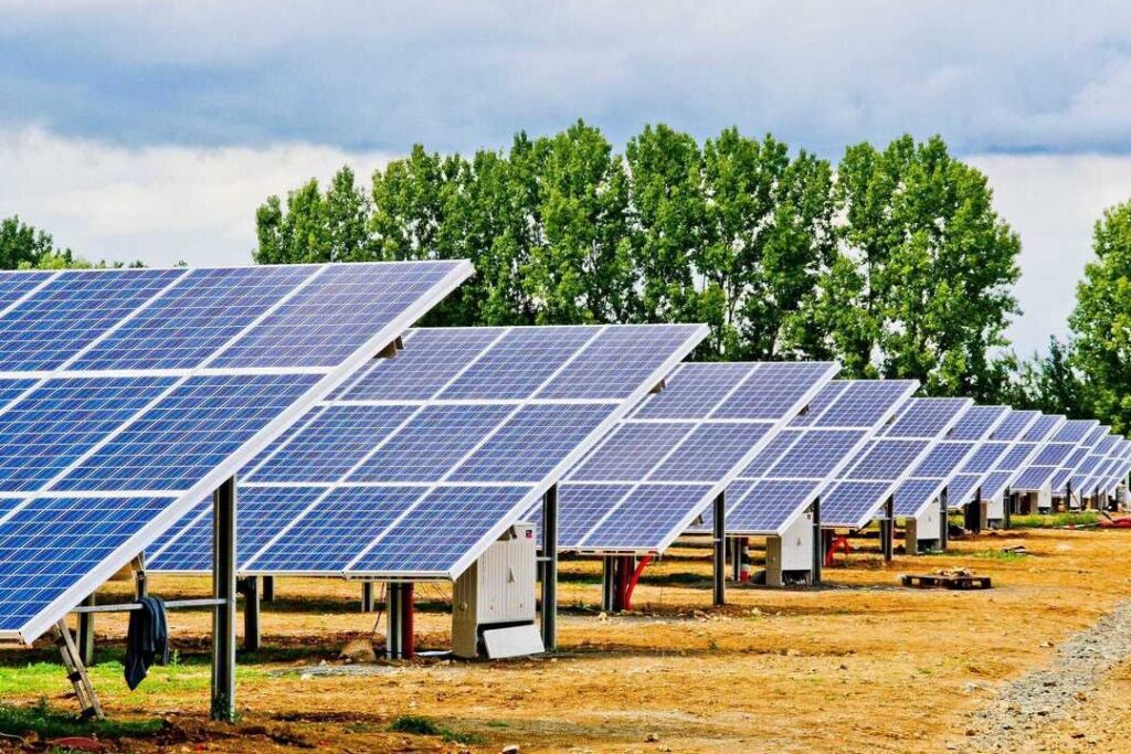 obtenez votre devis personnalis&eacute; pour l'installation de panneaux solaires. comparez les offres et &eacute;conomisez sur votre facture d'&eacute;nergie gr&acirc;ce &agrave; l'&eacute;nergie solaire. contactez-nous d&egrave;s aujourd'hui pour une estimation gratuite et des conseils sur votre projet.