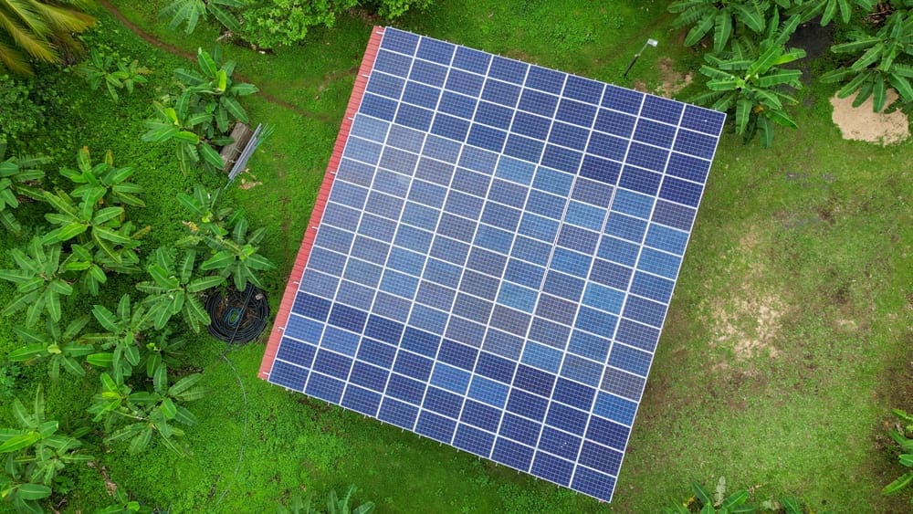 d&eacute;couvrez les pr&eacute;visions sur les prix des panneaux solaires en 2025. informez-vous sur les tendances du march&eacute;, les facteurs influen&ccedil;ant les co&ucirc;ts et les meilleures options pour investir dans l'&eacute;nergie renouvelable.