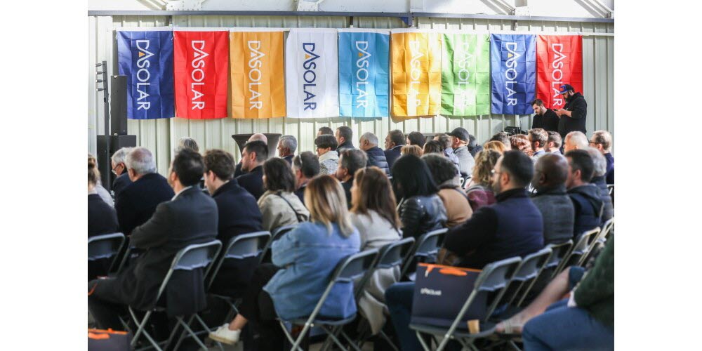 d&eacute;couvrez les avanc&eacute;es impressionnantes de la gigafactory de das solar dans le doubs, un projet innovant qui r&eacute;volutionne l'industrie de l'&eacute;nergie solaire et contribue &agrave; la transition &eacute;nerg&eacute;tique en france.